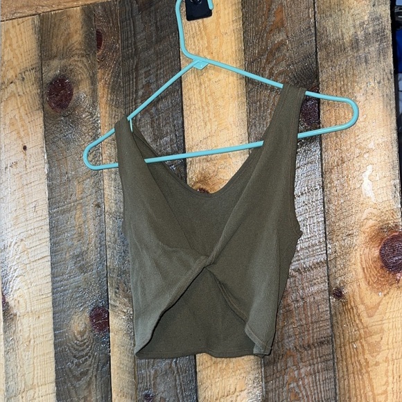 Crop tank top - Picture 1 of 1